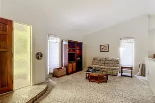 10050 Deer Ln, New Port Richey, FL 34654 - Photo 9