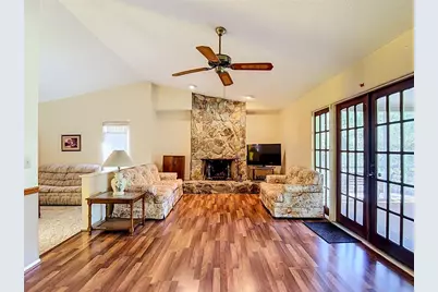 10050 Deer Lane, New Port Richey, FL 34654 - Photo 3