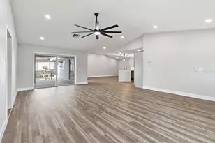 9642 Elgin Blvd, Spring Hill, FL 34606 - Photo 7