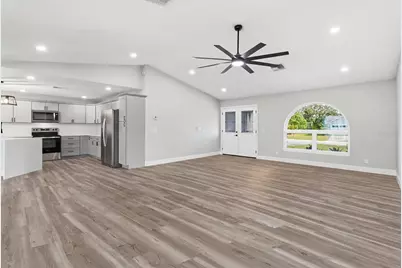9642 Elgin Boulevard, Spring Hill, FL 34606 - Photo 11