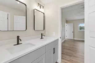 9642 Elgin Blvd, Spring Hill, FL 34606 - Photo 17