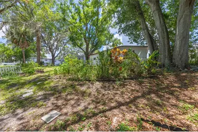 15601 Lakeshore Villa Loop, Tampa, FL 33613 - Photo 31