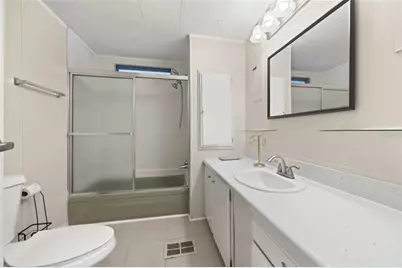 15601 Lakeshore Villa Loop, Tampa, FL 33613 - Photo 19