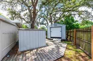 1808 S Club Ct, Tampa, FL 33612 - Photo 35