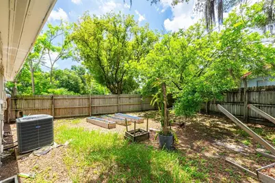 1808 S Club Court, Tampa, FL 33612 - Photo 37