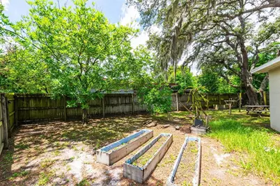 1808 S Club Court, Tampa, FL 33612 - Photo 39