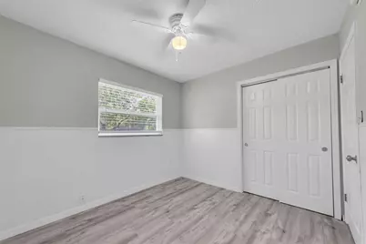 1808 S Club Court, Tampa, FL 33612 - Photo 17