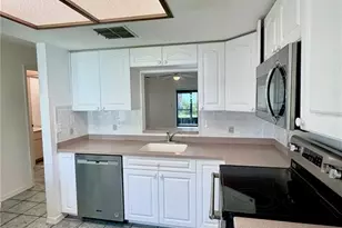 7632 Bayhill Ct, New Port Richey, FL 34654 - Photo 5