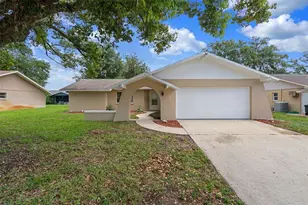 8643 Woodbridge Dr, New Port Richey, FL 34655 - Photo 1