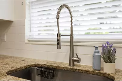 1410 Riverside Drive, Tarpon Springs, FL 34689 - Photo 25