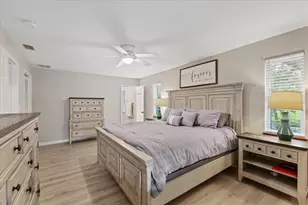 1410 Riverside Dr, Tarpon Springs, FL 34689 - Photo 39