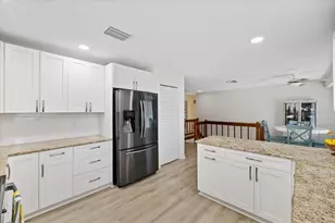 1410 Riverside Dr, Tarpon Springs, FL 34689 - Photo 23