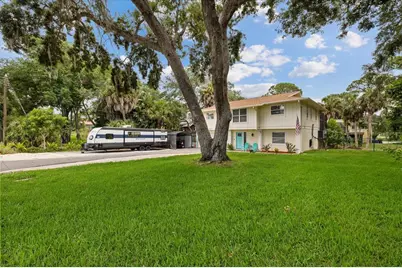 1410 Riverside Drive, Tarpon Springs, FL 34689 - Photo 3