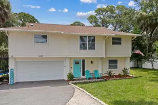 1410 Riverside Dr, Tarpon Springs, FL 34689 - Photo 1