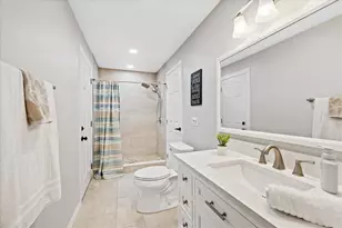 1410 Riverside Dr, Tarpon Springs, FL 34689 - Photo 13