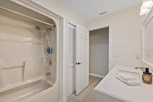 1410 Riverside Dr, Tarpon Springs, FL 34689 - Photo 49