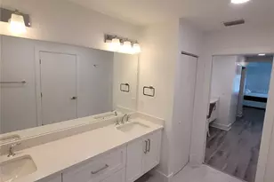 415 Island Way, Clearwater Beach, FL 33767 - Photo 23