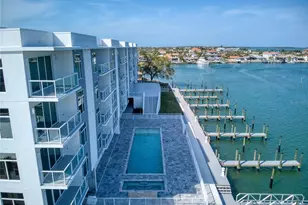 415 Island Way, Clearwater Beach, FL 33767 - Photo 17
