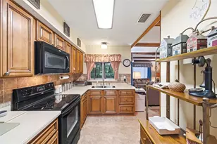 15041 Camrose Ave, Spring Hill, FL 34610 - Photo 25