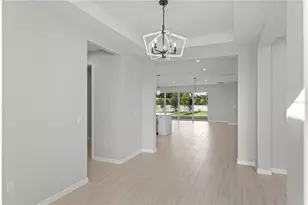 563 Hammock Oaks Blvd, Lady Lake, FL 32159 - Photo 3