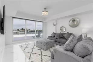 415 Island Way, Clearwater Beach, FL 33767 - Photo 3