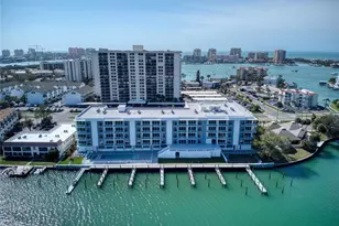 415 Island Way, Clearwater Beach, FL 33767 - Photo 27