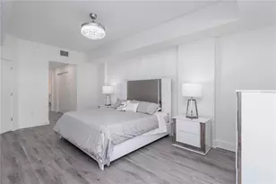 415 Island Way, Clearwater Beach, FL 33767 - Photo 9