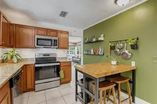 5704 13th St, Zephyrhills, FL 33542 - Photo 25