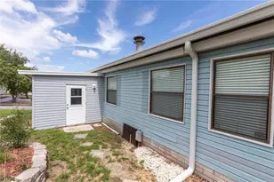 7379 Del Rio Ave, Brooksville, FL 34613 - Photo 27