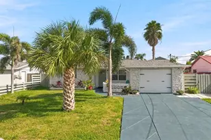 7312 Mako Dr, Hudson, FL 34667 - Photo 9