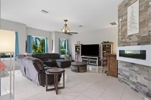 10400 Ramble Ridge Ct, Weeki Wachee, FL 34613 - Photo 7