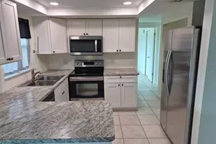 13636 Veronica Dr, Hudson, FL 34667 - Photo 5