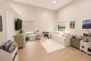 7826 Pine Haven Ct, Orlando, FL 32819 - Photo 15
