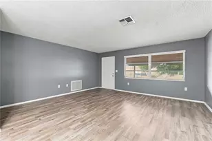 7819 Royal Stewart Dr, New Port Richey, FL 34653 - Photo 5