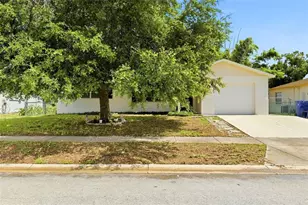 7819 Royal Stewart Dr, New Port Richey, FL 34653 - Photo 3