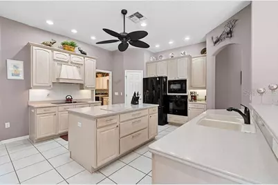 10470 Ramble Ridge Court, Weeki Wachee, FL 34613 - Photo 21