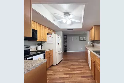 6088 Fairway Drive, Ridge Manor, FL 33523 - Photo 13