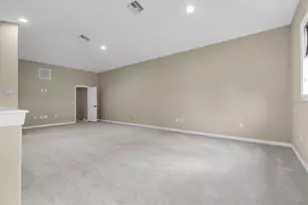 1526 Lake Polo Dr, Odessa, FL 33556 - Photo 37