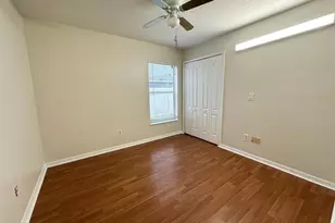 931 Hunter Ln, Tarpon Springs, FL 34689 - Photo 5