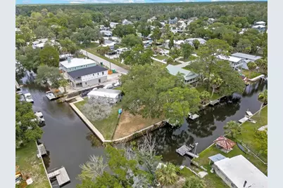 6134 Island Drive, Weeki Wachee, FL 34607 - Photo 5