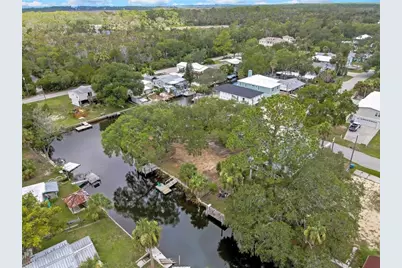 6134 Island Drive, Weeki Wachee, FL 34607 - Photo 17