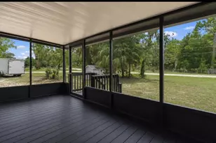3320 N Holiday Dr, Crystal River, FL 34428 - Photo 17