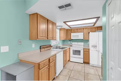 5283 Baldock Avenue, Spring Hill, FL 34608 - Photo 9