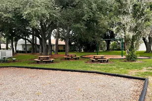 5561 Legend Hills Ln, Spring Hill, FL 34609 - Photo 67