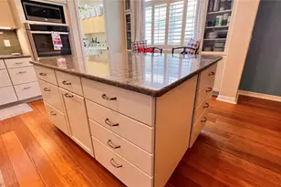 5561 Legend Hills Ln, Spring Hill, FL 34609 - Photo 21