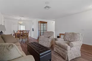 7196 Crown Oaks Dr, Spring Hill, FL 34606 - Photo 7