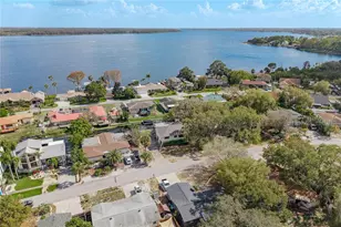 1462 Lakeview Dr, Tarpon Springs, FL 34689 - Photo 49