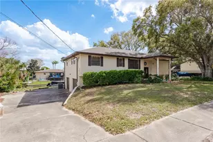1462 Lakeview Dr, Tarpon Springs, FL 34689 - Photo 3