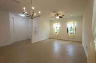 1214 Florablu Dr, Seffner, FL 33584 - Photo 9