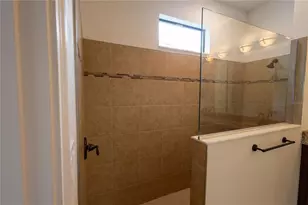 1214 Florablu Dr, Seffner, FL 33584 - Photo 25